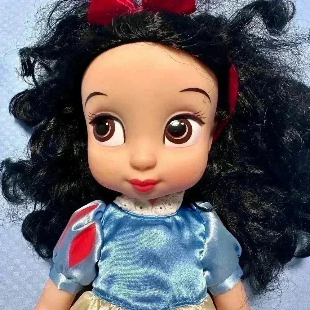 Disney Animators Snow White Doll